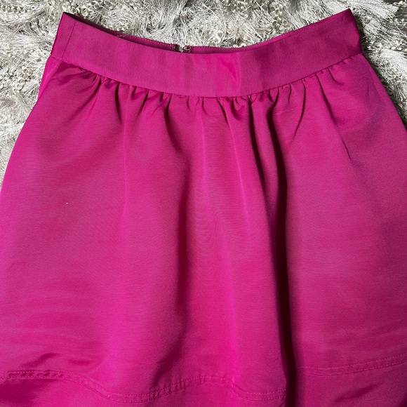 Express Pink Skirt - Picture 2 of 4